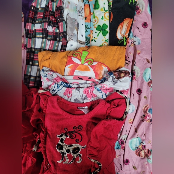 Large lot of girls mix n match outfits - Picture 6 of 6